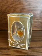 Nina Ricci L'Air du Temps Miniatuur Parfum, Verzamelen, Ophalen of Verzenden, Zo goed als nieuw, Miniatuur, Gevuld
