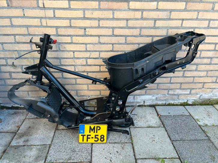 Gilera runner 180cc sp pro 2003 frame NL (onderdelen), Motoren, Tuning en Styling, Ophalen of Verzenden