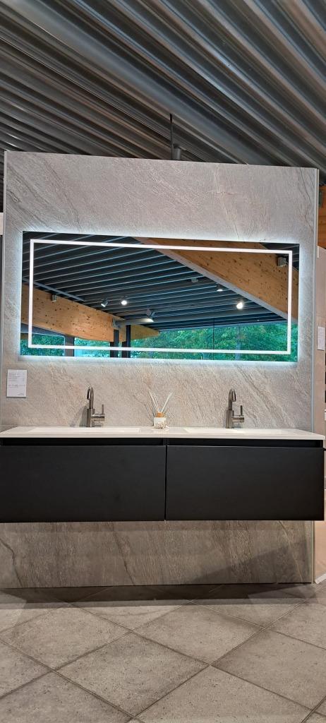 Badmeubel 160cm Showroom model (zonder spiegel), Huis en Inrichting, Badkamer | Badkamermeubels, Zo goed als nieuw, Wastafelkast