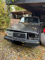 Volvo 240 GLT 1983 – Project/oldtimer met veel onderdelen., Achterwielaandrijving, Zwart, Leder en Stof, Stationwagon