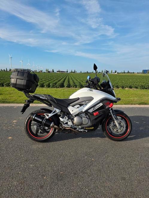 Honda vfr800x crossrunner 2011 Arrow Givi Quadlock Puig 7950, Motoren, Motoren | Honda, Particulier, Ophalen