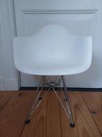 Vitra Eames DAR replica, Huis en Inrichting, Stoelen, Ophalen, Overige materialen, Wit, Zo goed als nieuw