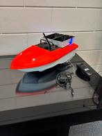 Te koop aangeboden voerboot inclusief 1 accu, Watersport en Boten, Hengelsport | Karpervissen, Ophalen of Verzenden, Gebruikt