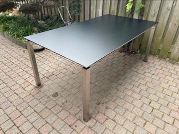Tuintafel RVS met trespa blad beschikbaar voor biedingen