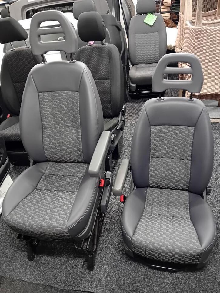 Set verstelbare camperstoelen Fiat ducato, Caravans en Kamperen, Camper-accessoires, Zo goed als nieuw, Ophalen