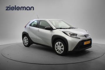 Toyota AYGO X 1.0 VVT-i MT Play - Carplay, Camera beschikbaar voor biedingen