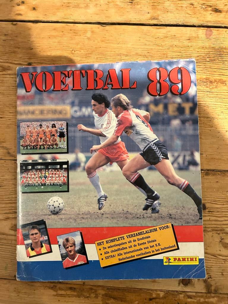 Panini Voetbal '89 - Compleet Album, Hobby en Vrije tijd, Stickers en Plaatjes, Ophalen of Verzenden, Gebruikt
