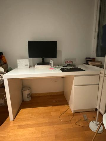 IKEA bureau wit 