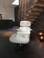 Vitra Lounge Chair + Ottoman Notenhout leder Snow NIEUW, Waterstad 23, Metaal, High-end Furniture, Nieuw
