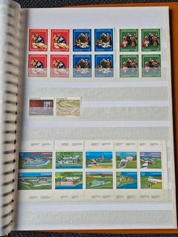 Postzegelalbum Canada – ruim 250 zegels , VEEL postfris beschikbaar voor biedingen