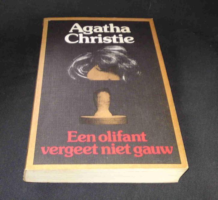 Agatha Christie ! Een olifant vergeet niet gauw !, Boeken, Detectives, Gelezen, Ophalen