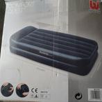 Luchtbed met opblaasmotor 203x102x46 cm. Kleur blauw, Ophalen of Verzenden, Ingebouwde pomp, Zo goed als nieuw, 1-persoons