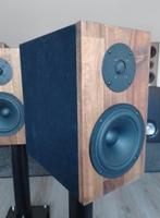 Monitor speakers met passieve radiator, op Norstone stands, Audio, Tv en Foto, Luidsprekers, Zo goed als nieuw, 60 tot 120 watt