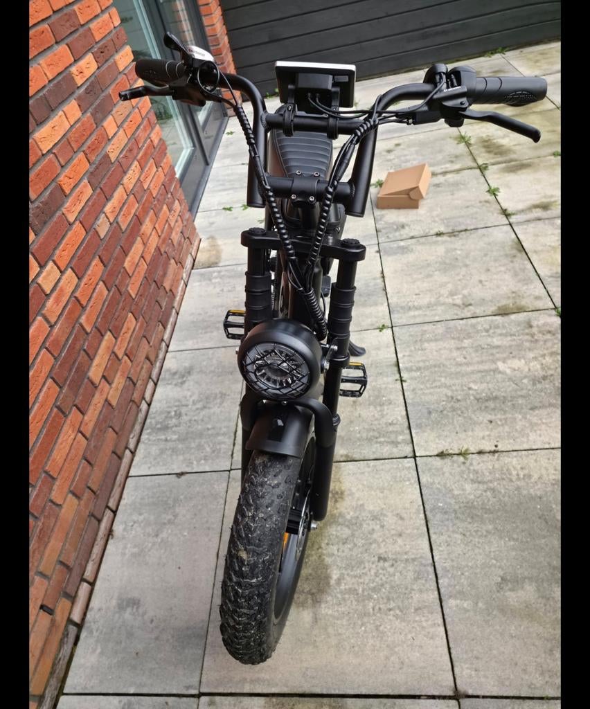 Fatbike ouxi v8 2 accu's en garantie, Fietsen en Brommers, Elektrische fietsen, Overige merken, Ophalen of Verzenden, Zo goed als nieuw