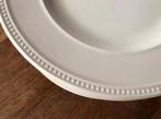 Wedgwood windsor 8 ondetborden met glad parel rand, 31 cm, Keramiek, Nieuw, Ophalen of Verzenden, Bord(en)