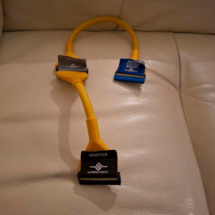 Gele Vantec 80 aders IDE P-ATA kabel met Cable Select, Computers en Software, Pc- en Netwerkkabels, Gebruikt, Ophalen of Verzenden