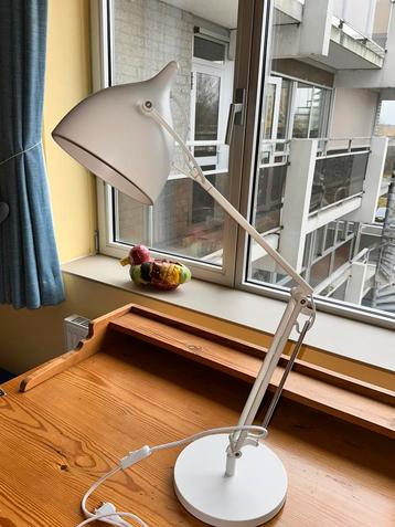 Bureaulamp van Zuiver. beschikbaar voor biedingen