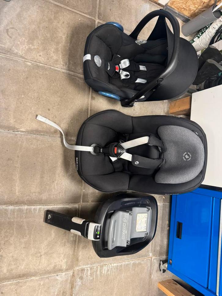 Maxi-Cosi FamilyFix, Cabriofix, Pearl, Kinderen en Baby's, Autostoeltjes, Gebruikt, Maxi-Cosi, 0 t/m 18 kg, Isofix, Ophalen