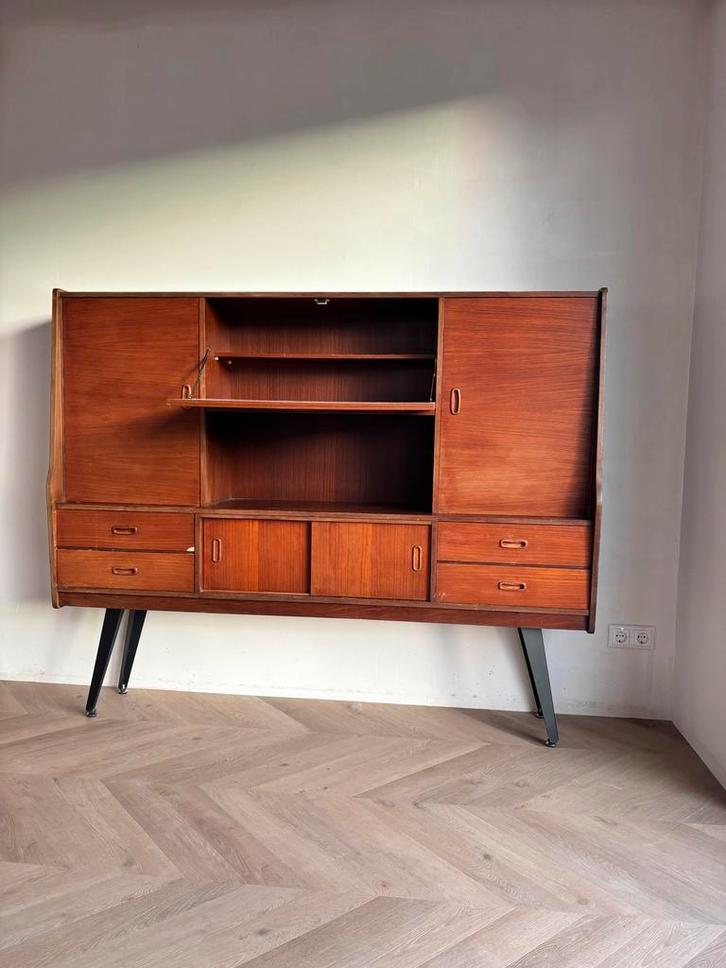 Vintage Mid-Century Highboard / Wandkast, Antiek en Kunst, Antiek | Meubels | Kasten, Ophalen of Verzenden