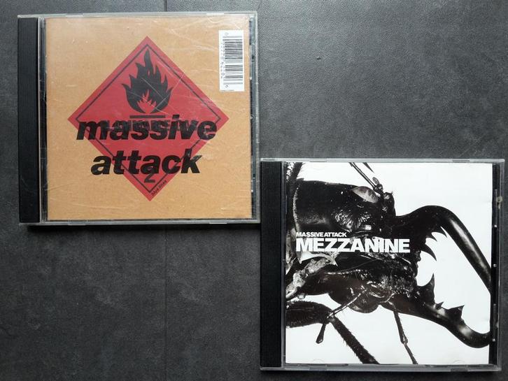 CD Set - Massive Attack - Blue Lines - Mezzanine, Cd's en Dvd's, Cd's | Dance en House, Zo goed als nieuw, Overige genres, Ophalen of Verzenden