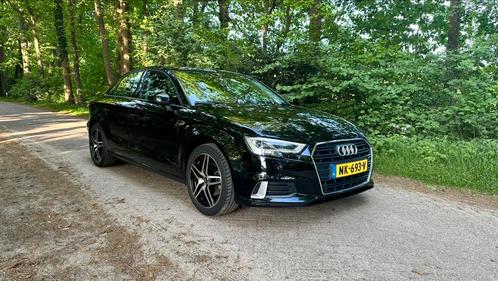 Audi A3 FaceLift 1.0TFSI 85KW Sedan 2017 Zwart, Auto's, Audi, Bedrijf, A3, Benzine, A, Sedan, Handgeschakeld, Origineel Nederlands
