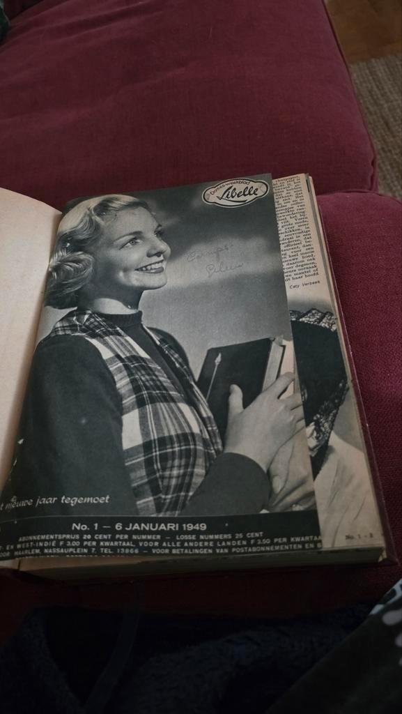 Libelle Jaarboek 1949 - Kwart Jaarboek, Boeken, Tijdschriften en Kranten, Ophalen of Verzenden