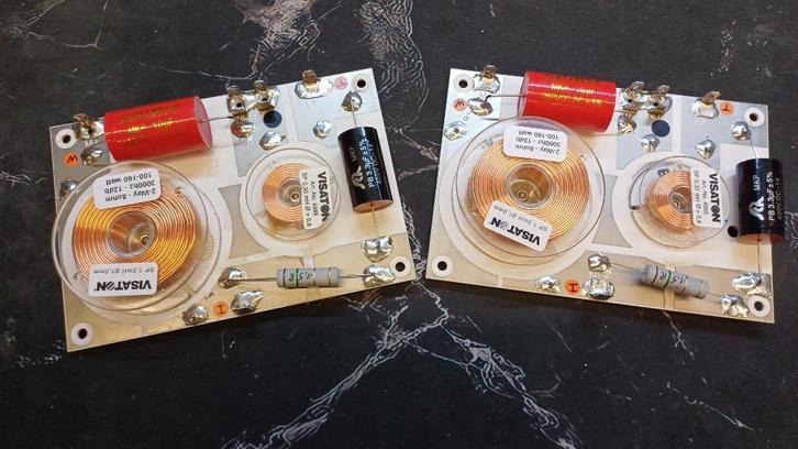 2 weg universele crossover 3000hz - 8 ohm - 12db - 90/150wat, Audio, Tv en Foto, Luidsprekers, Zo goed als nieuw, Front, Rear of Stereo speakers