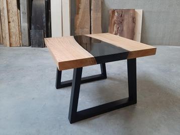 Epoxy bijzzettafel beschikbaar voor biedingen