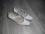 Super zacht leren ivoor kleurige trouwschoenen maat 39, Ophalen of Verzenden, Nieuw, Wit, Schoenen