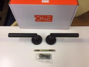 Deurbeslag Zwart geveerde rechte  krukset op rozet NIEUW  beschikbaar voor biedingen