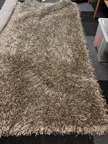 prachtig satijnen vloerkleed beige/creme beschikbaar voor biedingen