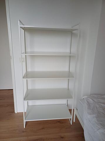 Ikea Jonaxel stellingkast wit, 160 cm hoog, zeer goede staat beschikbaar voor biedingen