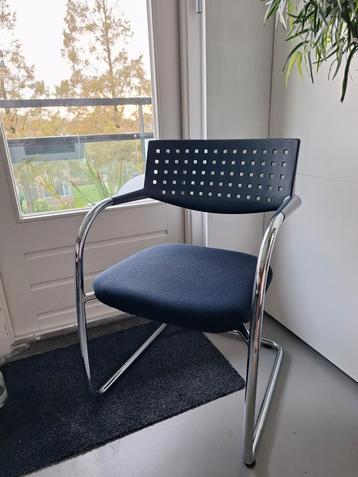 Vitra Visavis Stoel - Design Klassieker beschikbaar voor biedingen