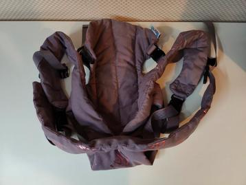 Poppen buikdrager van het merk Howa beschikbaar voor biedingen