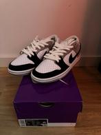 Nike SB Dunk Low Chlorophyll 38,5, Nieuw, Ophalen of Verzenden, Wit, Sneakers of Gympen