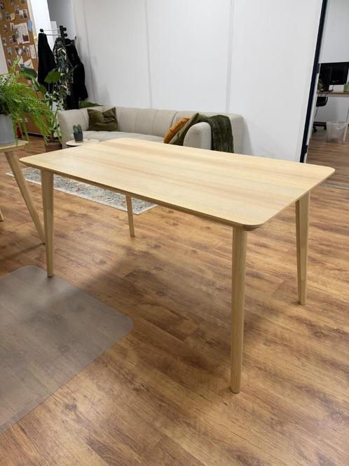 Ikea eettafel Lisabo, Huis en Inrichting, Tafels | Eettafels, Zo goed als nieuw, 50 tot 100 cm, 100 tot 150 cm, Vier personen
