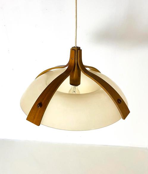 Vintage teakhouten hanglamp, Temde Leuchten ‘60, Huis en Inrichting, Lampen | Hanglampen, Zo goed als nieuw, 75 cm of meer, Glas