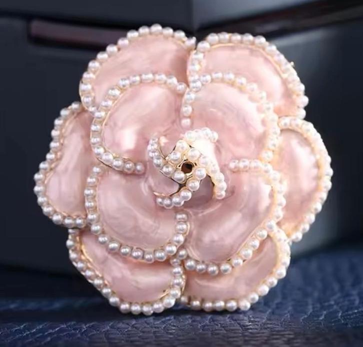 Mooie zalmkleurige ROZEN CC Broche! KERST CADEAUTIP!, Sieraden, Tassen en Uiterlijk, Broches, Nieuw, Overige materialen, Overige kleuren