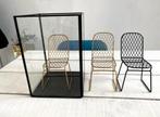 Glas vitrine met 3 House doctor  stoeltjes, Zo goed als nieuw, Minder dan 100 cm, 25 tot 50 cm, 50 tot 100 cm