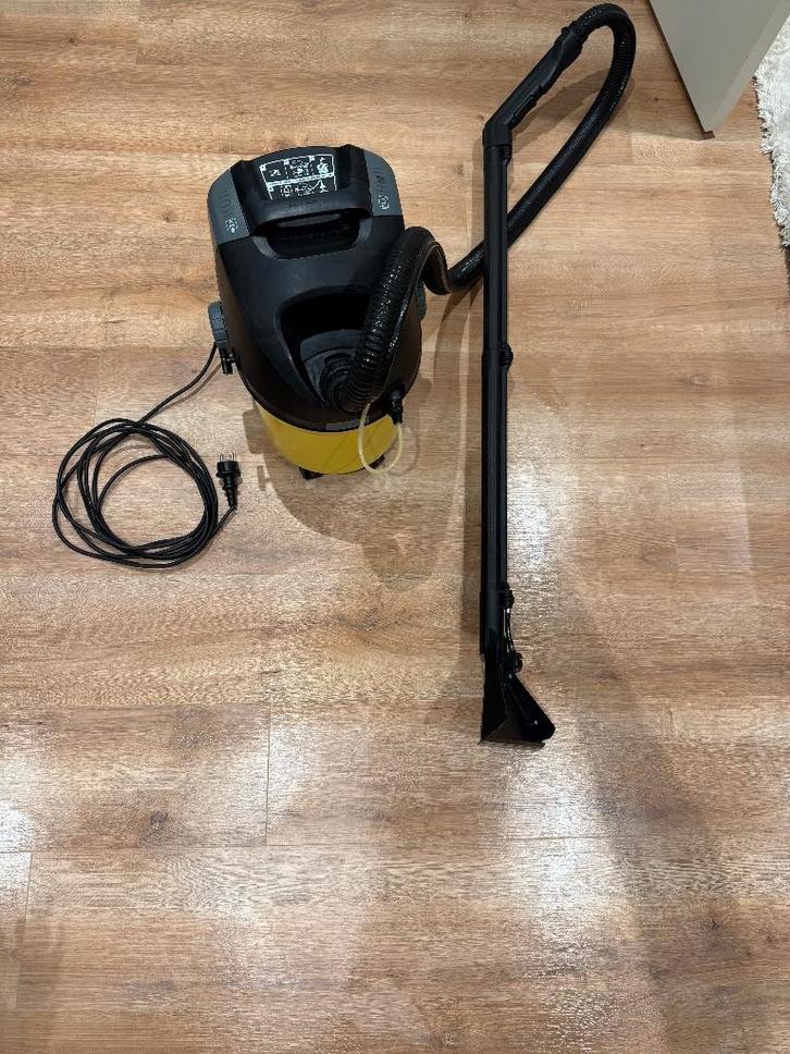 Kärcher SE 5.100 Tapijtreiniger - 1400W - 4L, Witgoed en Apparatuur, Stofzuigers, Gebruikt, Waterstofzuiger, 1200 tot 1600 watt