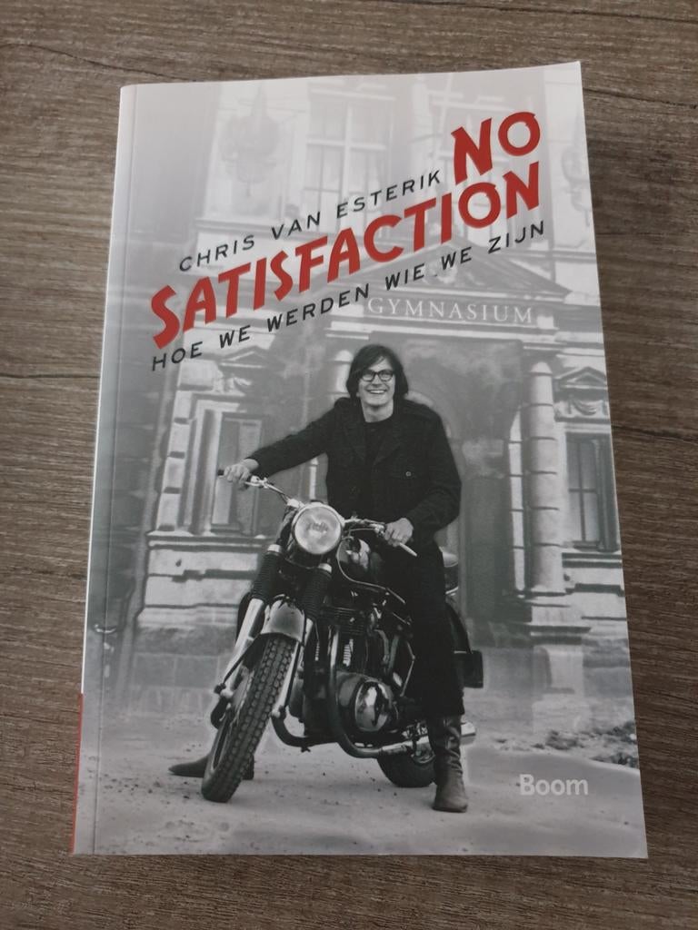 Chris van Esterik - No Satisfaction, Boeken, Ophalen of Verzenden, Gelezen