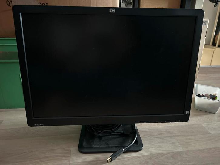 2x HP LE2201w 22 inch Monitor - Gebruikt, Computers en Software, Monitoren, Gebruikt, 60 Hz of minder, VGA, Kantelbaar, LED, Overige resoluties