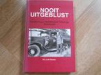 Drs. J.J.W. Vroemen Nooit uitgeblust, Ophalen of Verzenden, Tweede Wereldoorlog, Zo goed als nieuw