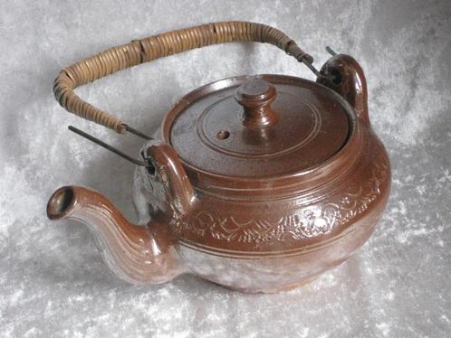 Antieke Chocolade Ketel Bruin Steengoed - Rieten Handvat, Antiek en Kunst, Antiek | Keramiek en Aardewerk, Ophalen