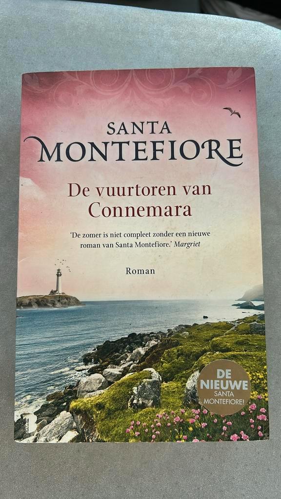 Santa Montefiore - De vuurtoren van Connemara, Boeken, Literatuur, Zo goed als nieuw, Amerika, Ophalen of Verzenden