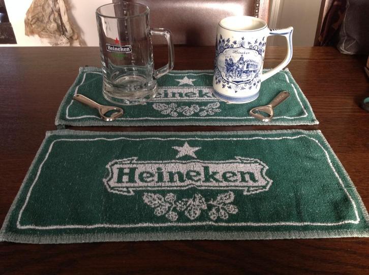 Heineken bierpul delftsblauw bier-pul glas / 2 gastendoekjes, Verzamelen, Biermerken, Zo goed als nieuw, Glas of Glazen, Overige merken
