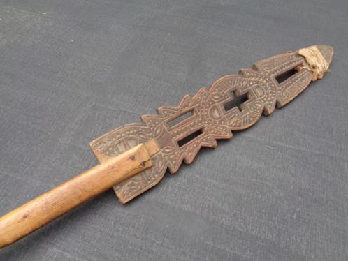 Afrikaans ceremonieel object uit hout , doel mij onbekend, Antiek en Kunst, Kunst | Niet-Westerse kunst, Ophalen of Verzenden
