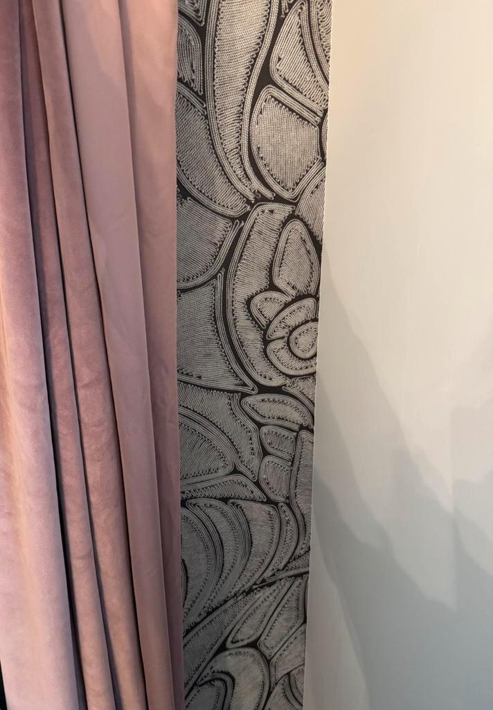 2x gordijnen oud roze velours B80xL220 cm, Huis en Inrichting, Stoffering | Gordijnen en Lamellen, Gebruikt, 200 cm of meer, 50 tot 100 cm