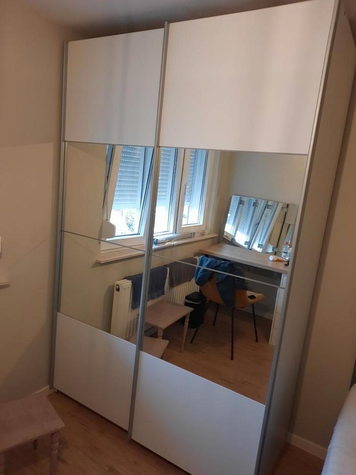 Moderne schuifdeurkast Modus met spiegeldeuren, Huis en Inrichting, Kasten | Kledingkasten, Zo goed als nieuw, 200 cm of meer