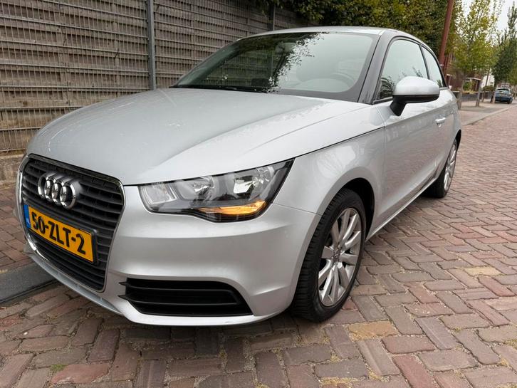 Audi A1 1.2 Tfsi 63KW 2013 Grijs, Auto's, Audi, Particulier, A1, ABS, Airbags, Airconditioning, Alarm, Bluetooth, Centrale vergrendeling